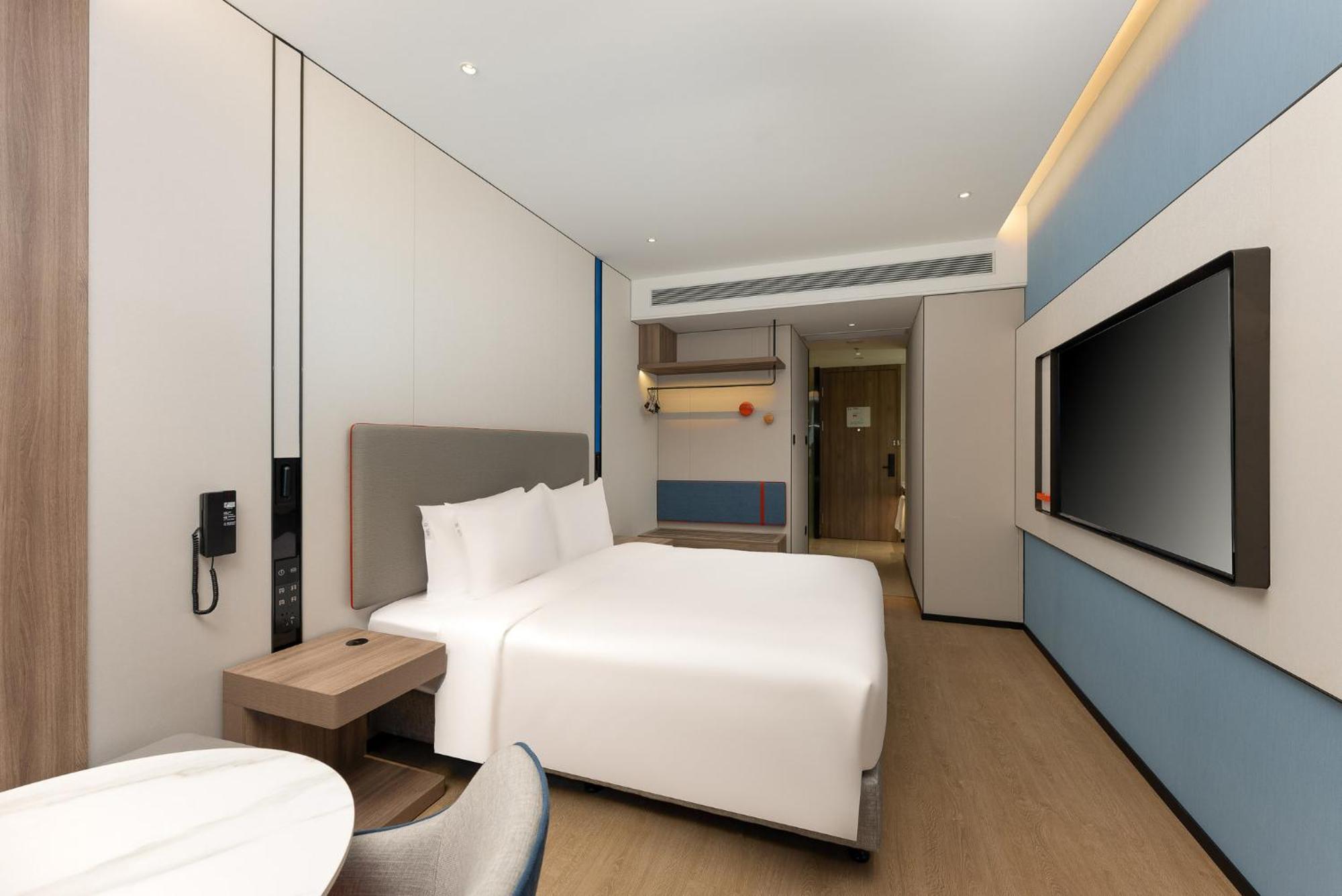 Holiday Inn Express Shanghai Jing'An Temple By Ihg Exterior foto