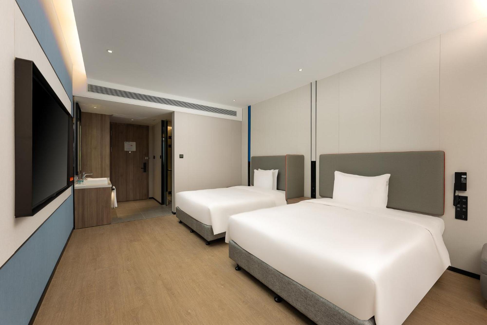 Holiday Inn Express Shanghai Jing'An Temple By Ihg Exterior foto