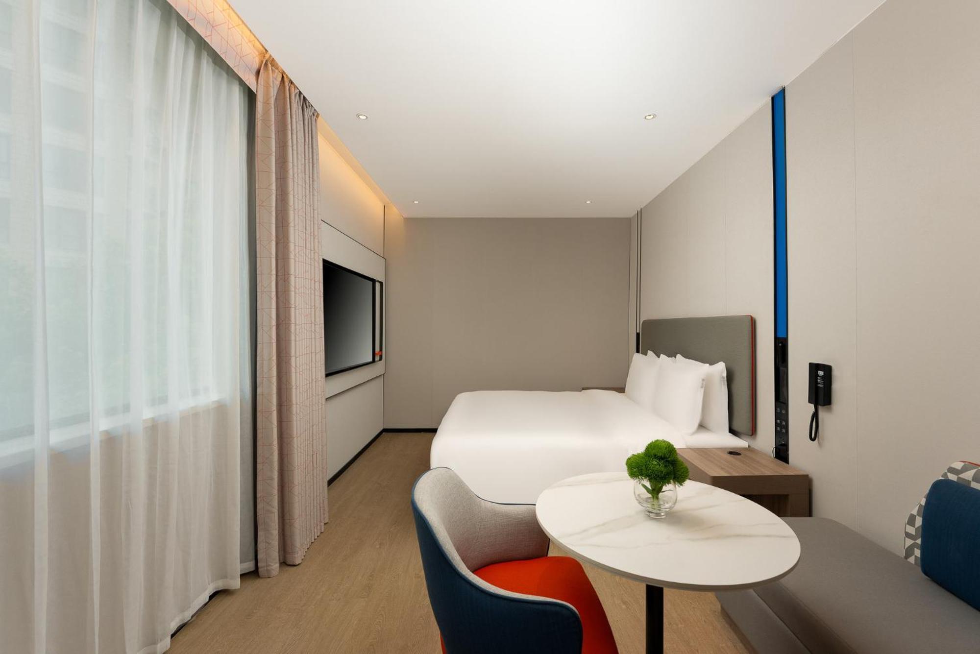 Holiday Inn Express Shanghai Jing'An Temple By Ihg Exterior foto