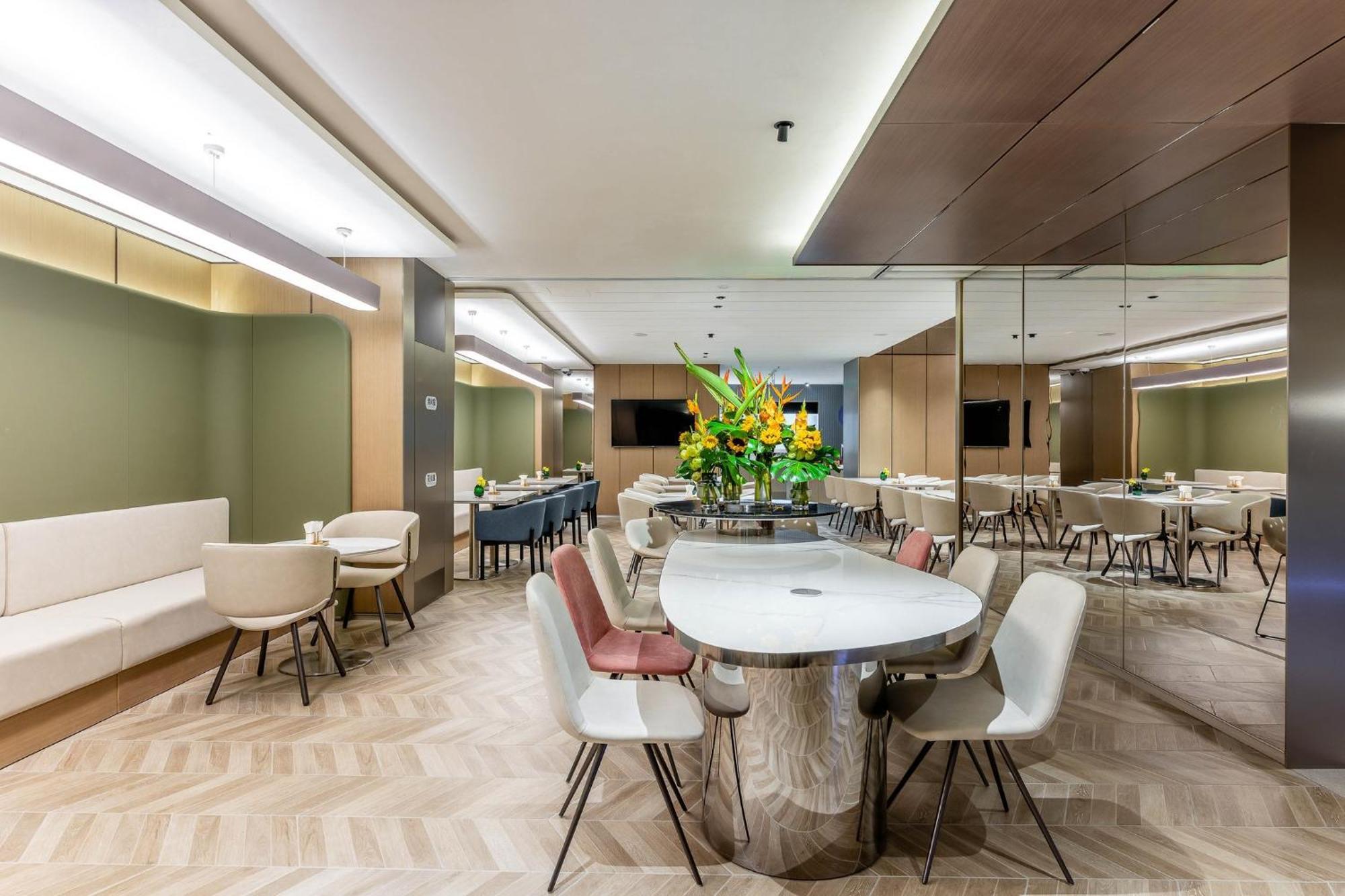 Holiday Inn Express Shanghai Jing'An Temple By Ihg Exterior foto